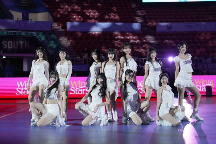 女孩主題日 Wing Stars輪番演出嗨翻全場